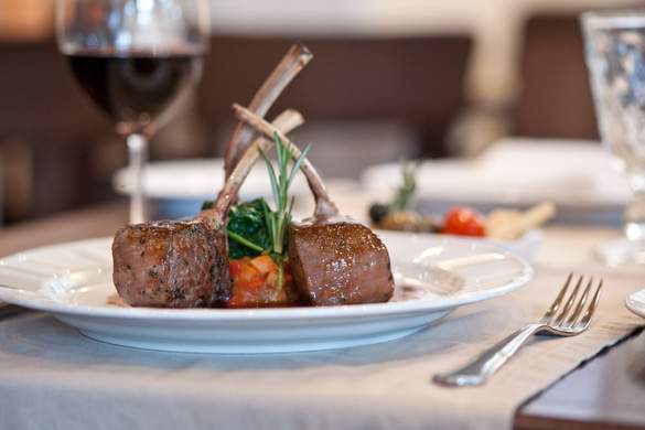 Royal Caribbean International Jewel of the Seas Accommodation Interior Giovannis Table.jpg